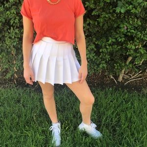 AMERICAN APPAREL white tennis skirt!